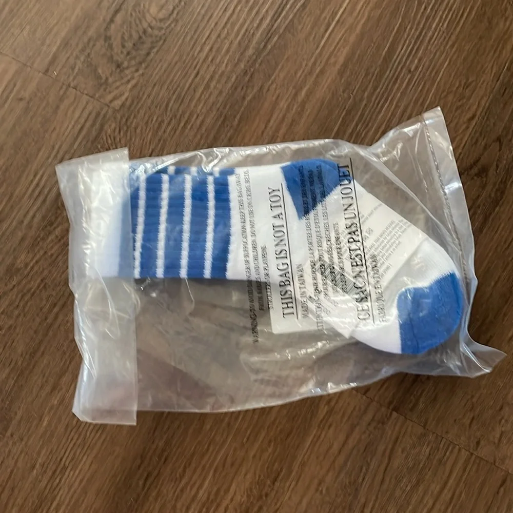 Janie and Jack Baby Socks Size 12-24 months NWT